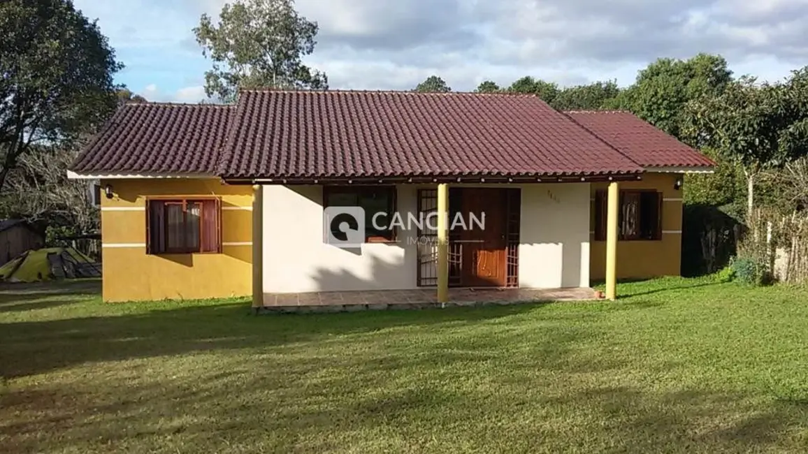 Foto 1 de Casa com 2 quartos à venda, 150m2 em Itaara - RS