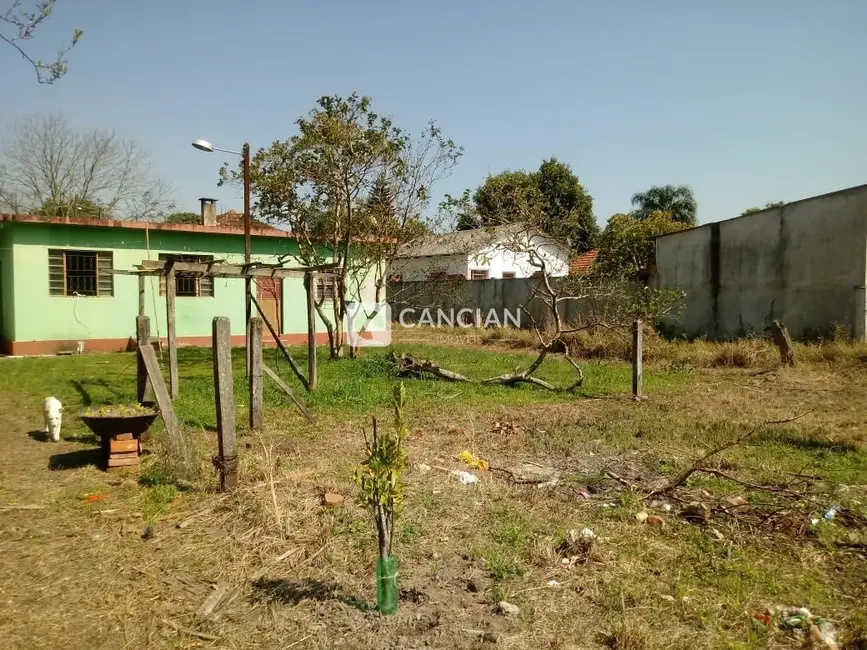 Foto 5 de Casa com 3 quartos à venda, 213m2 em Presidente João Goulart, Santa Maria - RS
