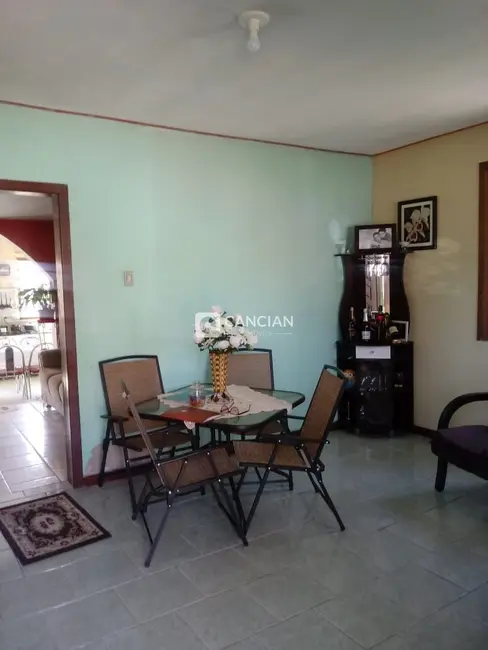 Foto 9 de Casa com 3 quartos à venda, 213m2 em Presidente João Goulart, Santa Maria - RS