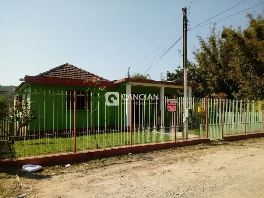 Foto 2 de Casa com 3 quartos à venda, 213m2 em Presidente João Goulart, Santa Maria - RS