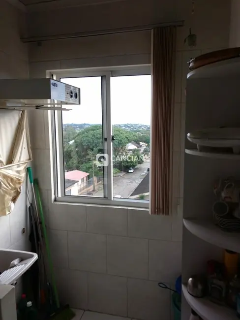 Foto 8 de Apartamento com 2 quartos à venda, 64m2 em Patronato, Santa Maria - RS