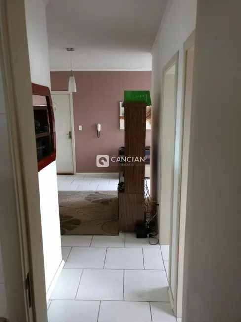 Foto 2 de Apartamento com 2 quartos à venda, 64m2 em Patronato, Santa Maria - RS