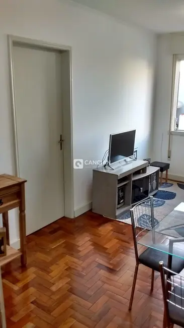 Apartamento com 1 quarto à venda, 40m2 em Passo da Areia, Porto Alegre - RS - imagem 4 Foto 4 de Apartamento com 1 quarto à venda, 40m2 em Passo da Areia, Porto Alegre - RS