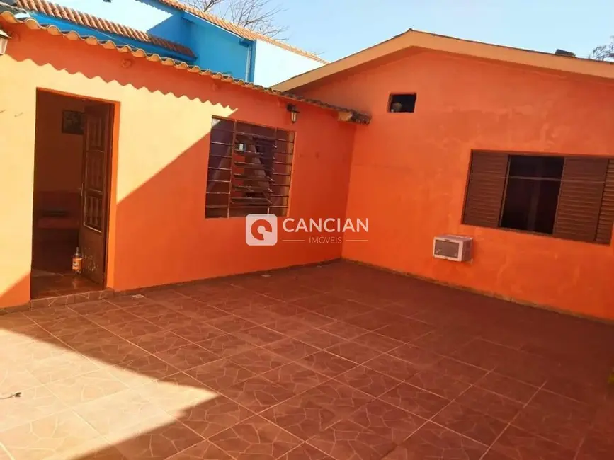 Foto 1 de Casa com 3 quartos à venda, 96m2 em Salgado Filho, Santa Maria - RS