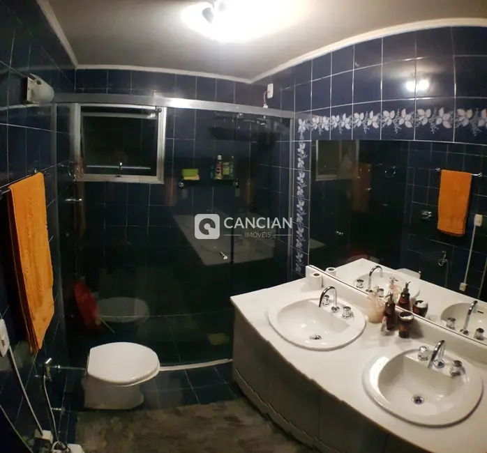 Foto 7 de Apartamento com 3 quartos à venda, 230m2 em Nossa Senhora de Fátima, Santa Maria - RS