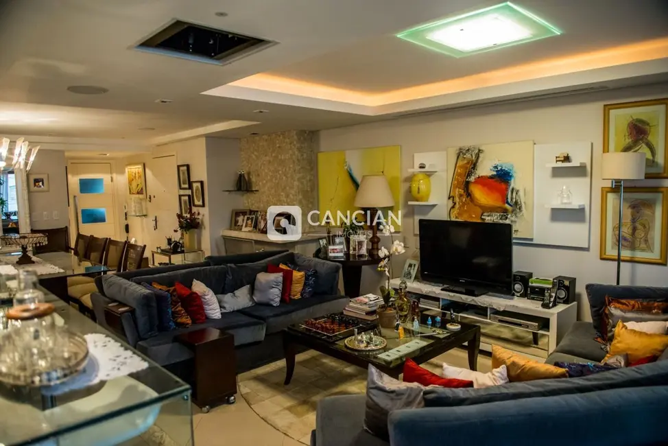 Foto 5 de Apartamento com 4 quartos à venda, 187m2 em Nossa Senhora Medianeira, Santa Maria - RS