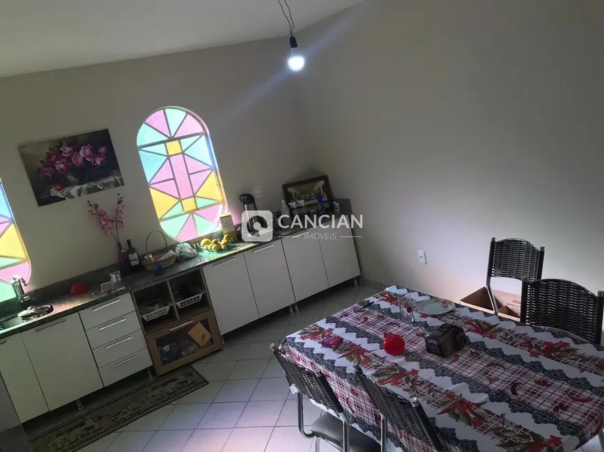 Foto 6 de Casa com 4 quartos à venda, 305m2 em Itararé, Santa Maria - RS