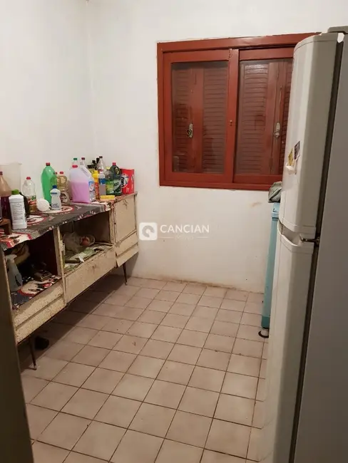Casa com 3 quartos à venda, 215m2 em Santa Maria - RS - imagem 3 Foto 3 de Casa com 3 quartos à venda, 215m2 em Santa Maria - RS