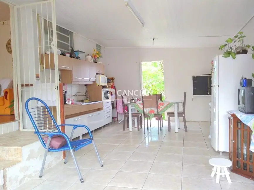 Foto 5 de Casa com 3 quartos à venda, 90m2 em Nossa Senhora do Perpétuo Socorro, Santa Maria - RS