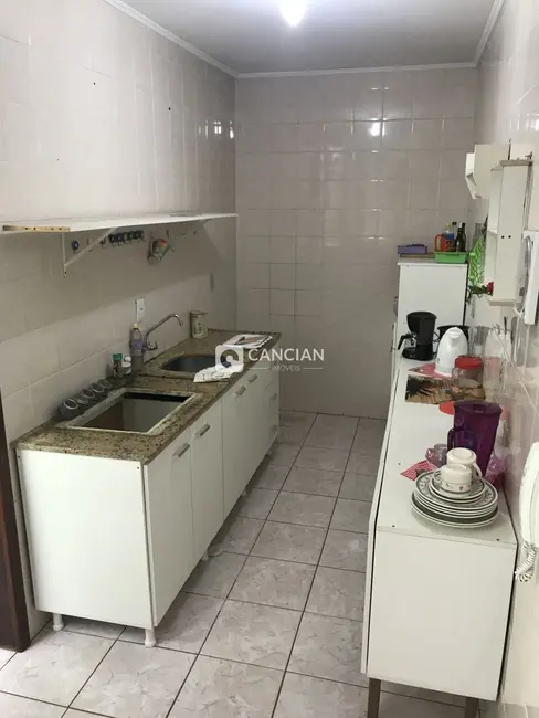 Foto 3 de Apartamento com 1 quarto à venda, 64m2 em Nossa Senhora de Fátima, Santa Maria - RS