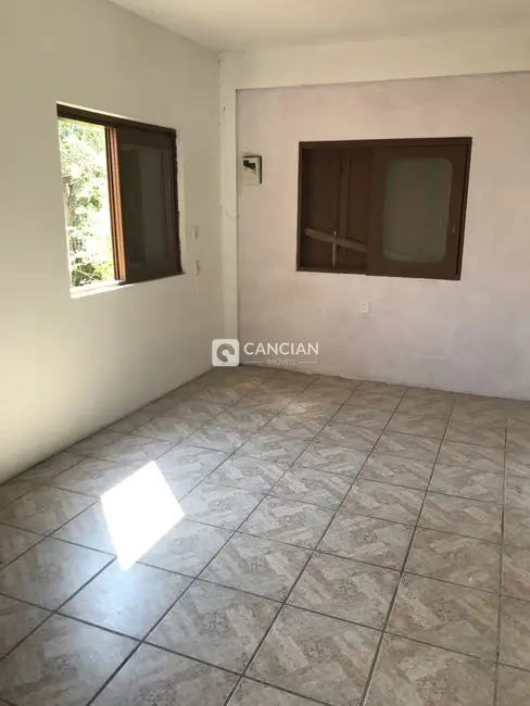 Casa com 3 quartos à venda, 195m2 em Nossa Senhora do Rosário, Santa Maria - RS - imagem 6 Foto 6 de Casa com 3 quartos à venda, 195m2 em Nossa Senhora do Rosário, Santa Maria - RS