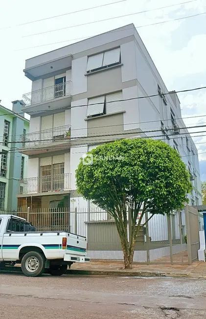 Foto 1 de Apartamento com 3 quartos à venda, 105m2 em Centro, Santa Maria - RS