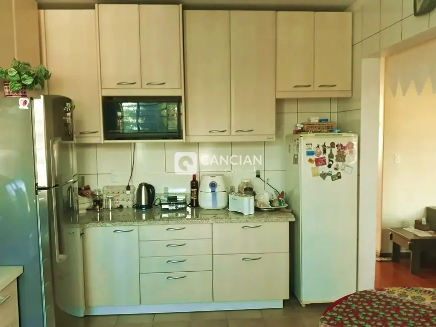 Casa com 3 quartos à venda, 185m2 em Camobi, Santa Maria - RS - imagem 5 Foto 5 de Casa com 3 quartos à venda, 185m2 em Camobi, Santa Maria - RS