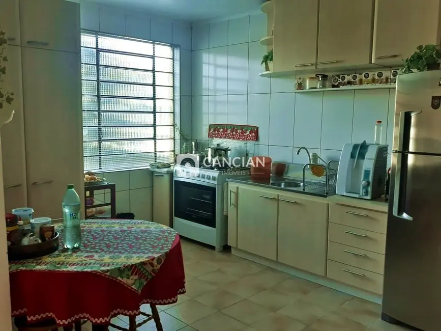 Casa com 3 quartos à venda, 185m2 em Camobi, Santa Maria - RS - imagem 7 Foto 7 de Casa com 3 quartos à venda, 185m2 em Camobi, Santa Maria - RS