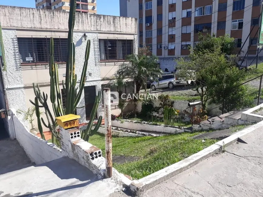 Foto 3 de Terreno / Lote à venda, 259m2 em Centro, Santa Maria - RS