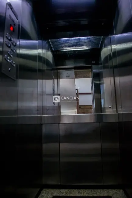 Foto 3 de Apartamento com 4 quartos à venda, 190m2 em Nonoai, Santa Maria - RS