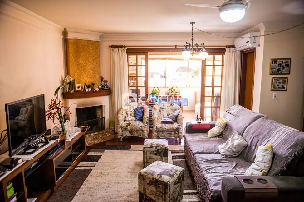 Foto 4 de Apartamento com 4 quartos à venda, 190m2 em Nonoai, Santa Maria - RS