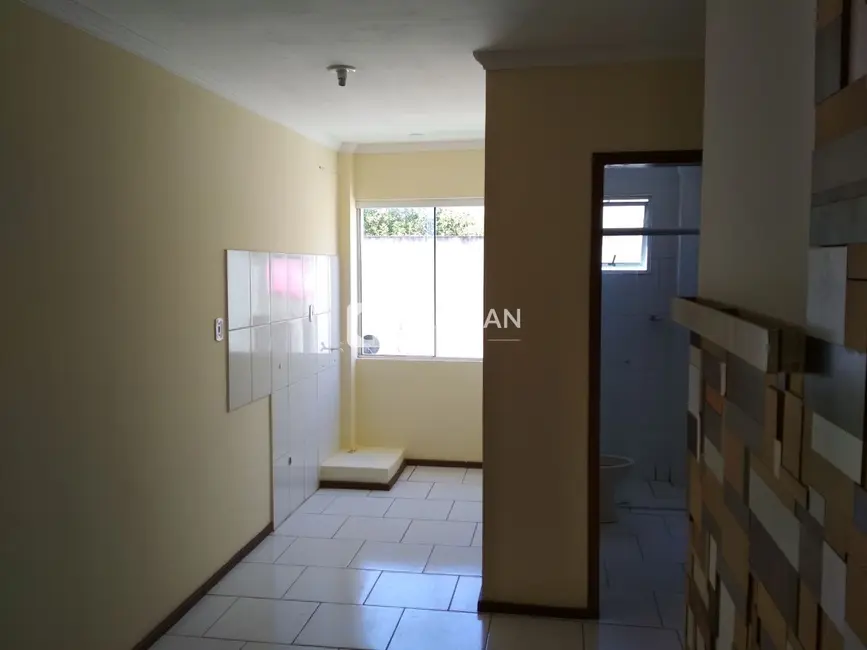 Foto 4 de Apartamento com 2 quartos à venda, 41m2 em Nossa Senhora Medianeira, Santa Maria - RS