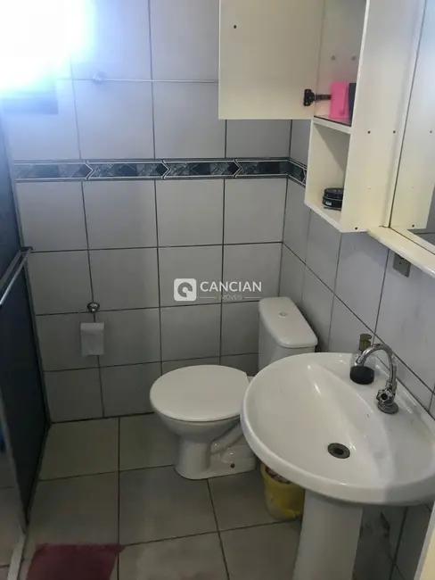 Casa com 4 quartos à venda, 200m2 em Tancredo Neves, Santa Maria - RS - imagem 6 Foto 6 de Casa com 4 quartos à venda, 200m2 em Tancredo Neves, Santa Maria - RS