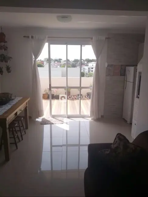 Cobertura com 4 quartos à venda, 151m2 em Duque de Caxias, Santa Maria - RS - imagem 4 Foto 4 de Cobertura com 4 quartos à venda, 151m2 em Duque de Caxias, Santa Maria - RS