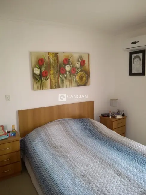 Cobertura com 4 quartos à venda, 151m2 em Duque de Caxias, Santa Maria - RS - imagem 8 Foto 8 de Cobertura com 4 quartos à venda, 151m2 em Duque de Caxias, Santa Maria - RS