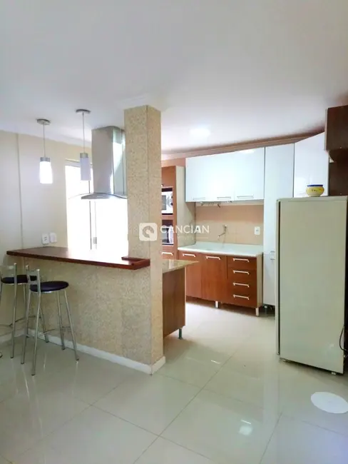 Casa com 3 quartos à venda, 160m2 em Urlândia, Santa Maria - RS - imagem 5 Foto 5 de Casa com 3 quartos à venda, 160m2 em Urlândia, Santa Maria - RS
