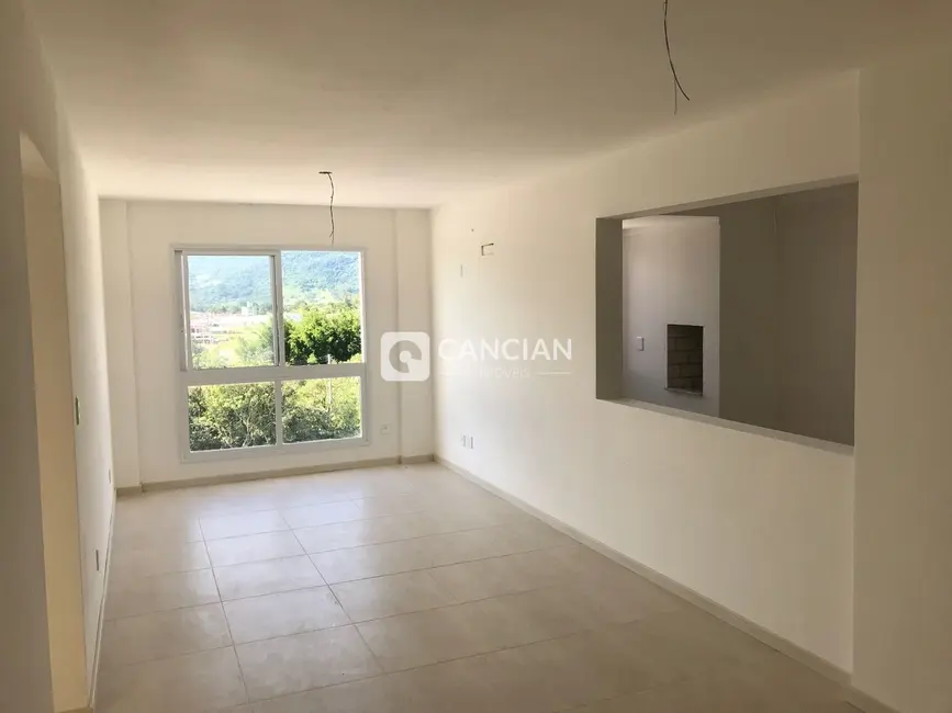 Foto 2 de Apartamento com 2 quartos à venda, 73m2 em Camobi, Santa Maria - RS