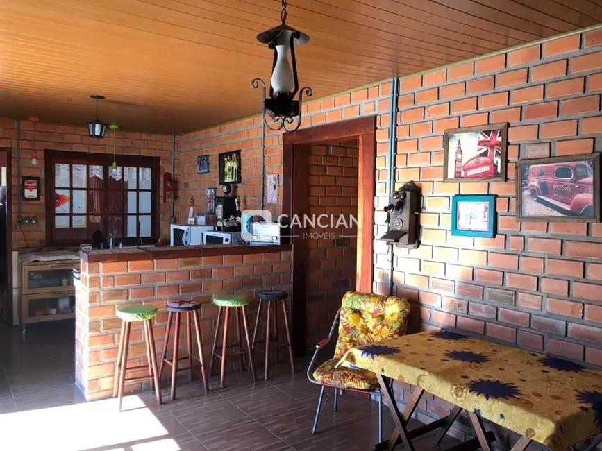 Casa com 2 quartos à venda, 114m2 em Camobi, Santa Maria - RS - imagem 3 Foto 3 de Casa com 2 quartos à venda, 114m2 em Camobi, Santa Maria - RS