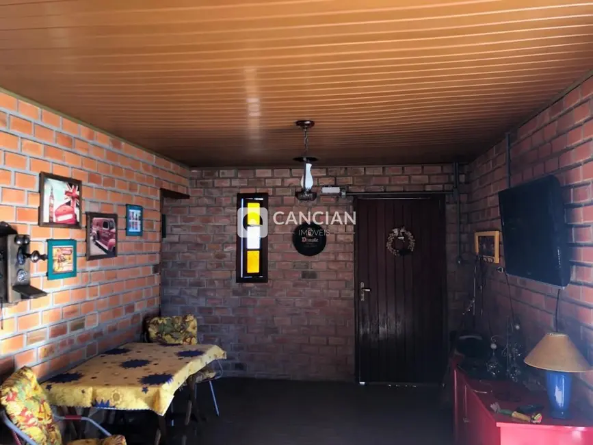 Casa com 2 quartos à venda, 114m2 em Camobi, Santa Maria - RS - imagem 6 Foto 6 de Casa com 2 quartos à venda, 114m2 em Camobi, Santa Maria - RS