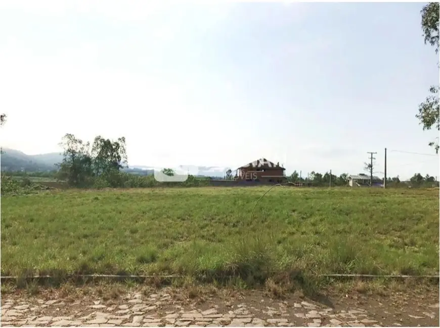 Foto 1 de Terreno / Lote à venda, 534m2 em Pé de Plátano, Santa Maria - RS