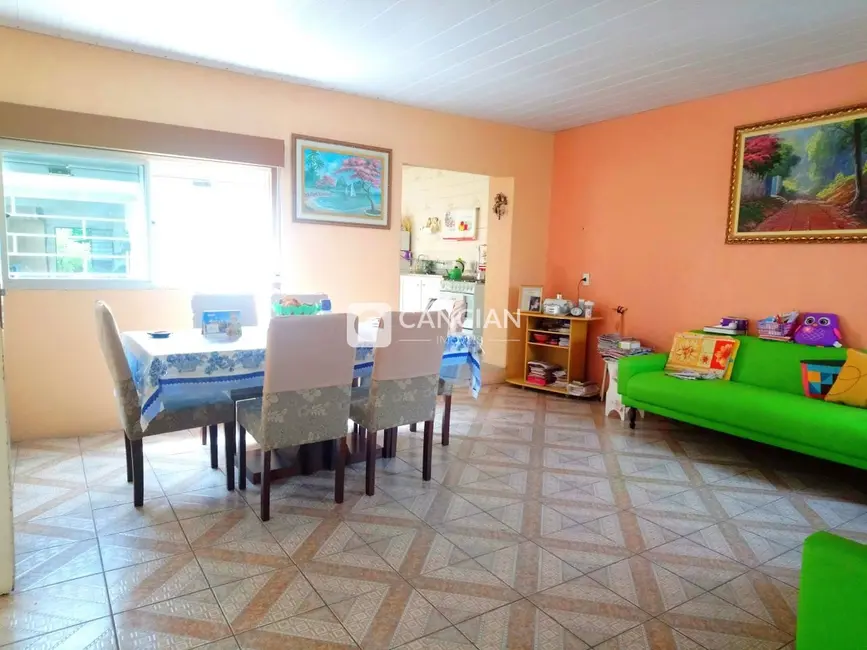 Casa com 3 quartos à venda, 370m2 em Nossa Senhora Medianeira, Santa Maria - RS - imagem 3 Foto 3 de Casa com 3 quartos à venda, 370m2 em Nossa Senhora Medianeira, Santa Maria - RS