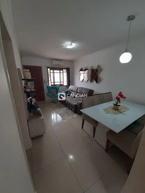 Casa com 2 quartos à venda, 100m2 em Nossa Senhora do Rosário, Santa Maria - RS - imagem 4 Foto 4 de Casa com 2 quartos à venda, 100m2 em Nossa Senhora do Rosário, Santa Maria - RS