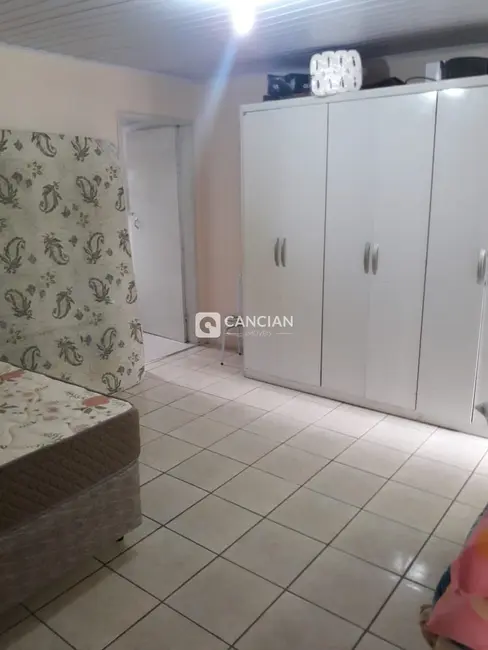Casa com 3 quartos à venda, 166m2 em Juscelino Kubitschek, Santa Maria - RS - imagem 7 Foto 7 de Casa com 3 quartos à venda, 166m2 em Juscelino Kubitschek, Santa Maria - RS
