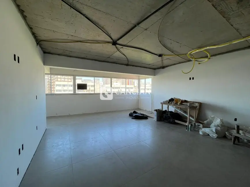 Foto 6 de Apartamento com 3 quartos à venda, 212m2 em Centro, Santa Maria - RS