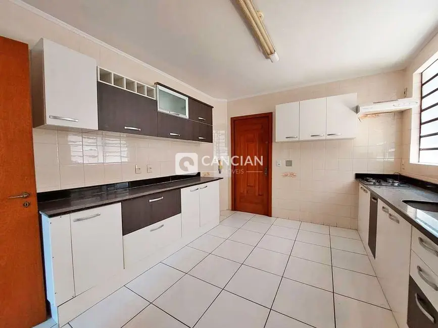 Foto 5 de Apartamento com 3 quartos para alugar, 121m2 em Menino Jesus, Santa Maria - RS