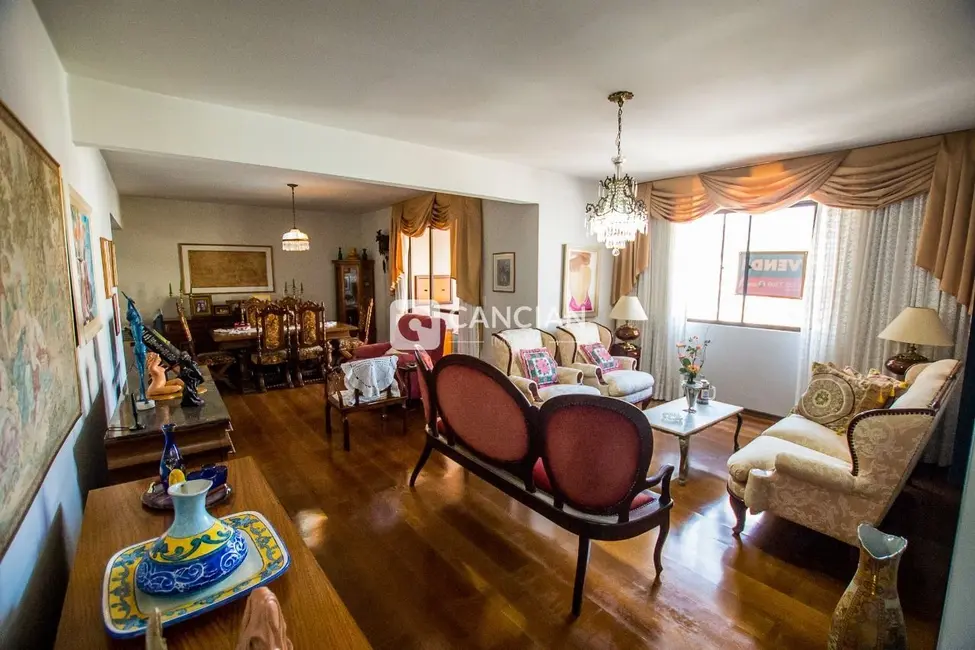 Apartamento com 3 quartos à venda, 140m2 em Centro, Santa Maria - RS - imagem 4 Foto 4 de Apartamento com 3 quartos à venda, 140m2 em Centro, Santa Maria - RS