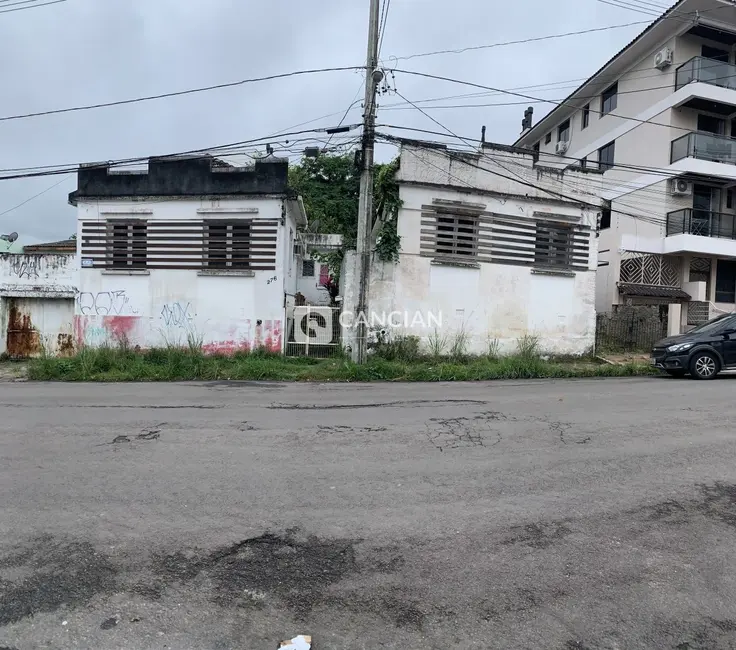 Foto 1 de Terreno / Lote à venda, 700m2 em Nossa Senhora do Rosário, Santa Maria - RS