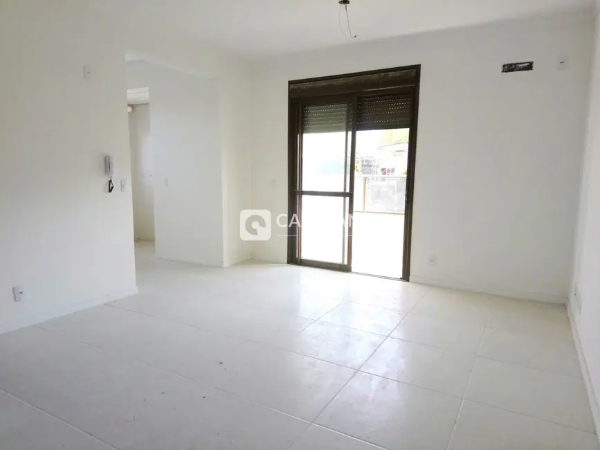 Foto 2 de Apartamento com 2 quartos à venda, 71m2 em Nonoai, Santa Maria - RS