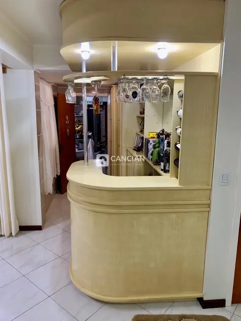 Foto 4 de Apartamento com 3 quartos à venda, 136m2 em Nonoai, Santa Maria - RS