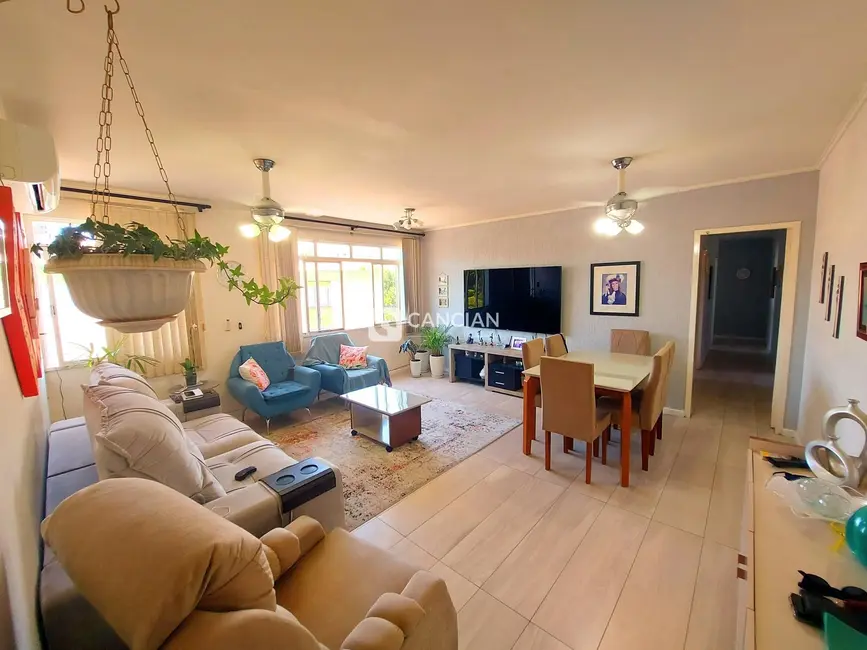 Foto 4 de Apartamento com 3 quartos à venda, 108m2 em Centro, Santa Maria - RS