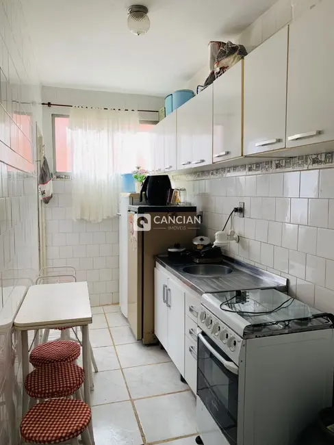 Foto 3 de Apartamento com 2 quartos à venda, 54m2 em Nossa Senhora de Lourdes, Santa Maria - RS