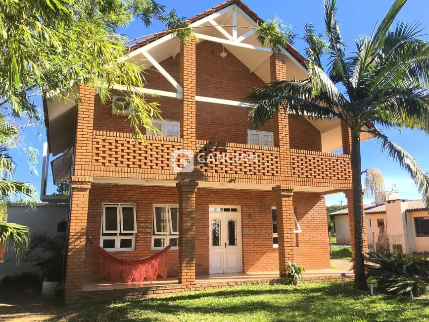 Foto 1 de Casa com 5 quartos à venda, 410m2 em Camobi, Santa Maria - RS