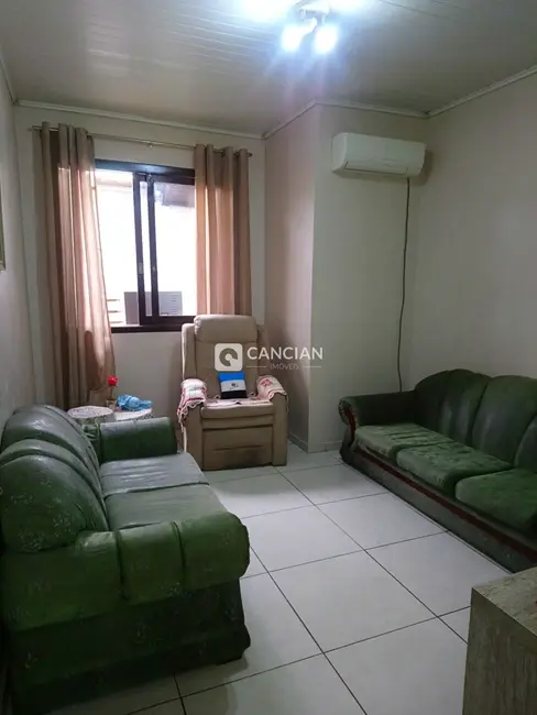 Casa com 3 quartos à venda, 175m2 em Nossa Senhora de Lourdes, Santa Maria - RS - imagem 6 Foto 6 de Casa com 3 quartos à venda, 175m2 em Nossa Senhora de Lourdes, Santa Maria - RS