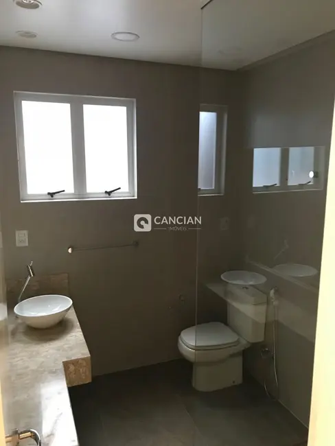 Foto 9 de Apartamento com 3 quartos para alugar, 130m2 em Bonfim, Santa Maria - RS