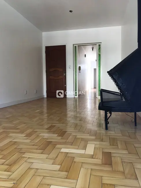 Foto 3 de Apartamento com 3 quartos para alugar, 130m2 em Bonfim, Santa Maria - RS