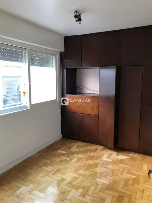 Foto 5 de Apartamento com 3 quartos para alugar, 130m2 em Bonfim, Santa Maria - RS