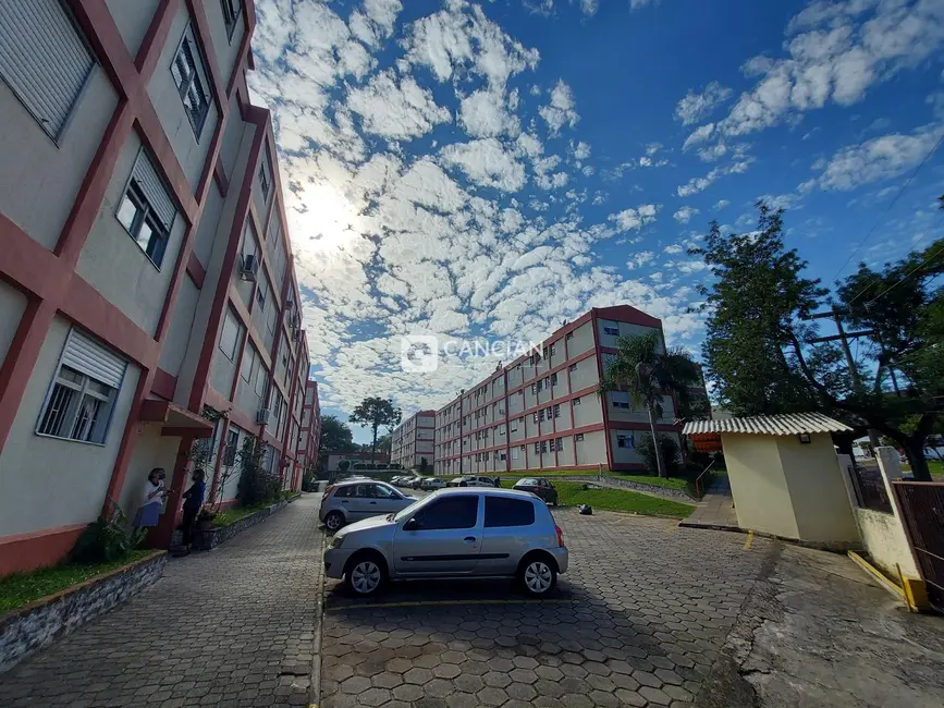 Foto 4 de Apartamento com 2 quartos à venda, 48m2 em Nossa Senhora de Lourdes, Santa Maria - RS