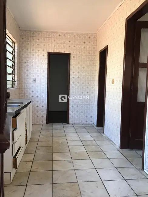 Casa com 4 quartos à venda, 272m2 em Centro, Santa Maria - RS - imagem 8 Foto 8 de Casa com 4 quartos à venda, 272m2 em Centro, Santa Maria - RS