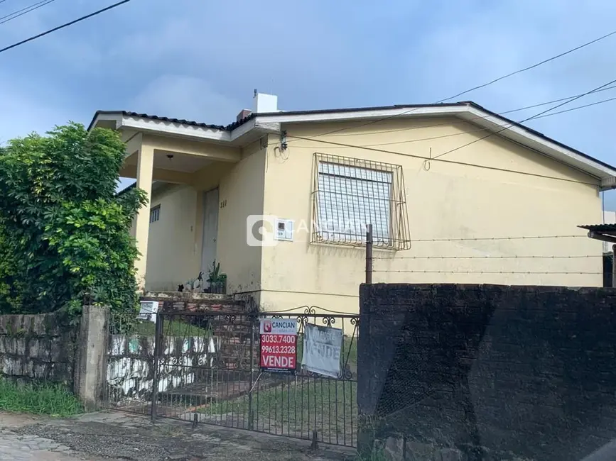 Foto 1 de Casa com 2 quartos à venda, 90m2 em Nossa Senhora das Dores, Santa Maria - RS