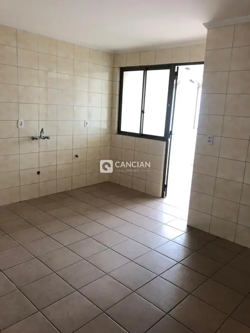 Foto 2 de Apartamento com 3 quartos para alugar, 146m2 em Nossa Senhora Medianeira, Santa Maria - RS